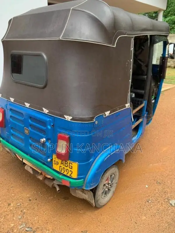 Bajaj RE 2015 Three Wheel (Used)