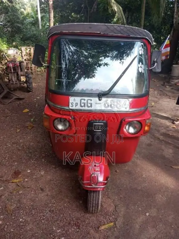 Bajaj 2 Stroke 2001 Three Wheel (Used)