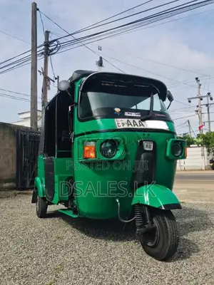 Bajaj RE 205 2012 Three Wheel (Used)