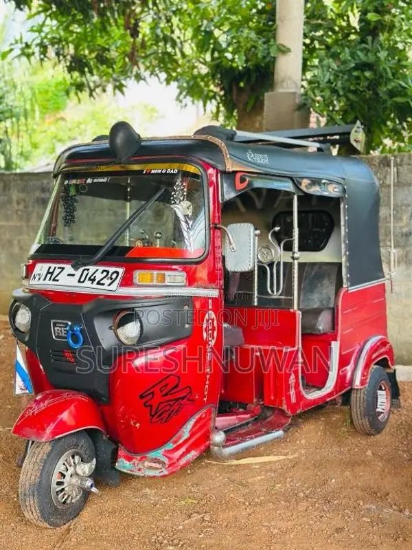 Bajaj 2 Stroke 2004 Three Wheel (Used)