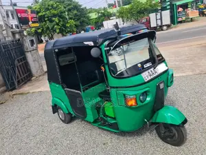 Bajaj RE 205 2012 Three Wheel (Used)