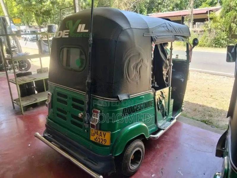 Bajaj RE 2015 Three Wheel (Used)