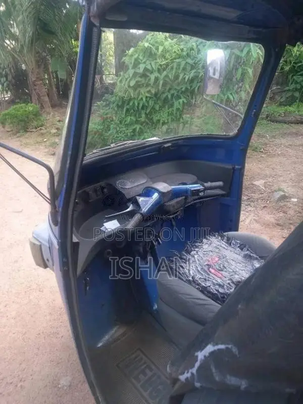 Piaggio Ape 2011 Three Wheel (Used)