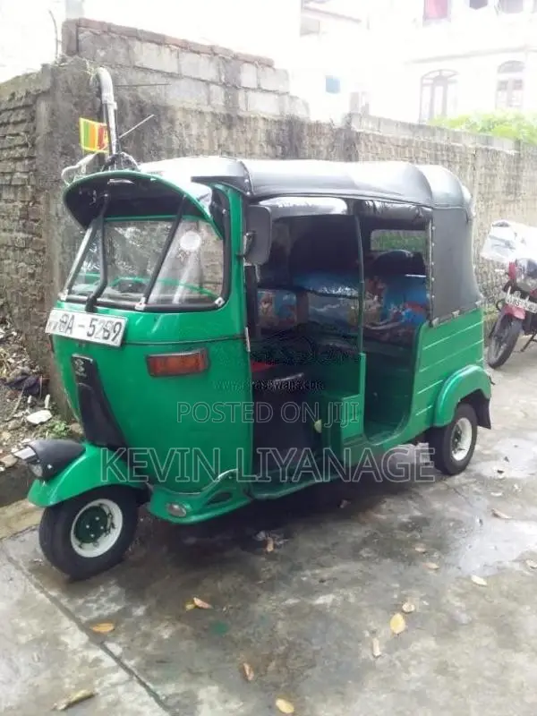 Bajaj RE 2005 Three Wheel (Used)
