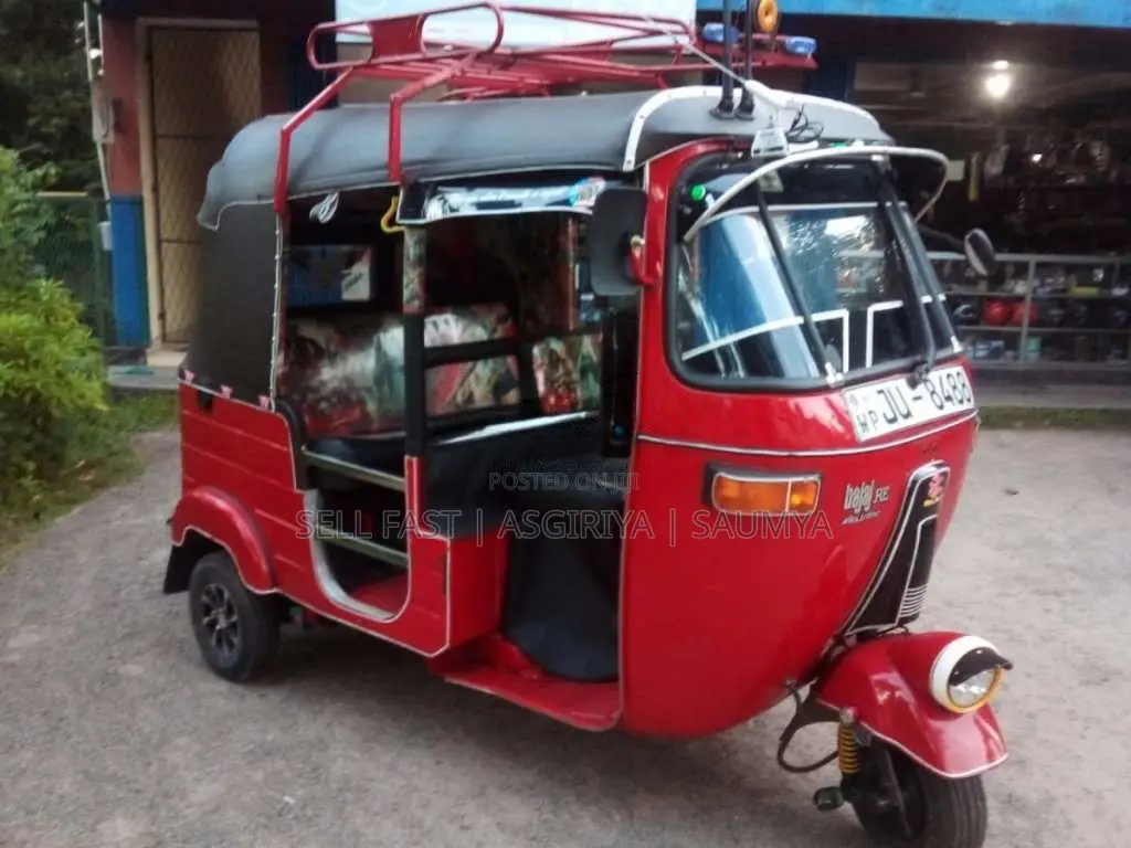 Bajaj 2 Stroke 2004 Three Wheel (Used)