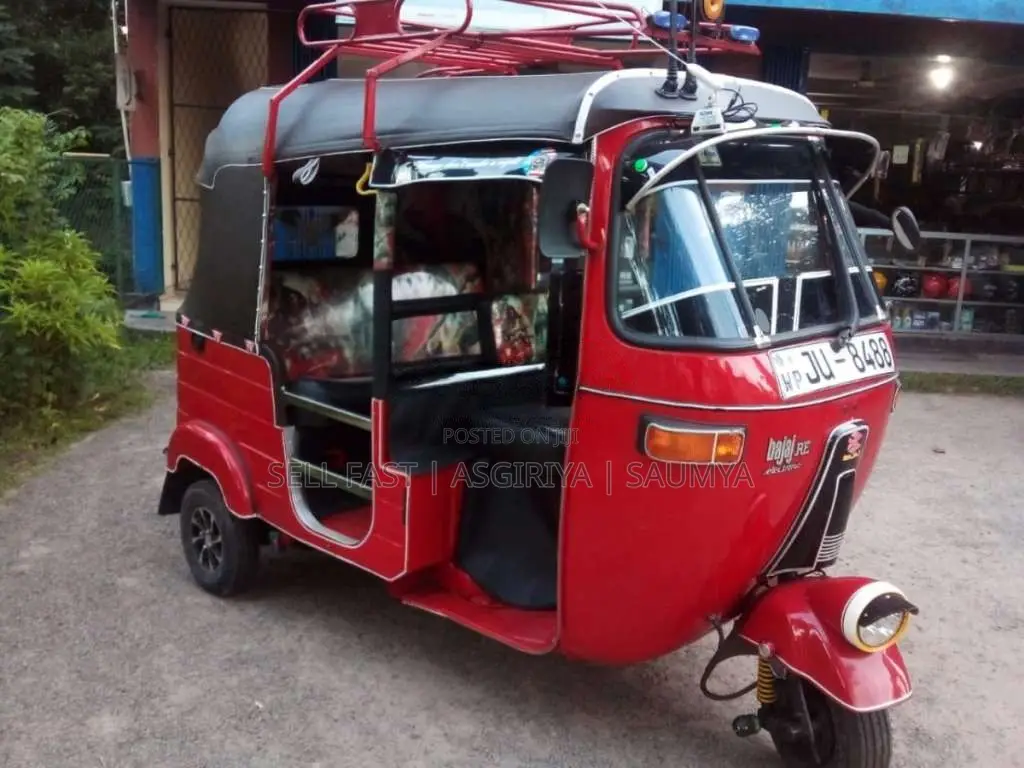 Bajaj 2 Stroke 2004 Three Wheel (Used)