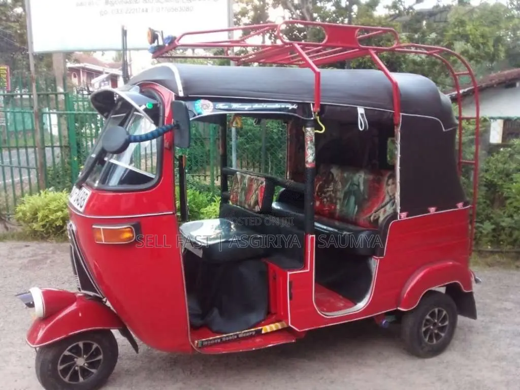 Bajaj 2 Stroke 2004 Three Wheel (Used)