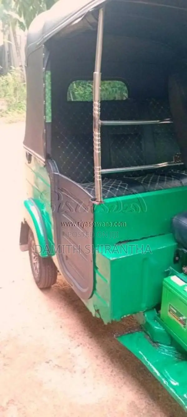 Bajaj RE 2006 Three Wheel (Used)