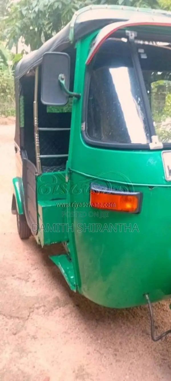 Bajaj RE 2006 Three Wheel (Used)