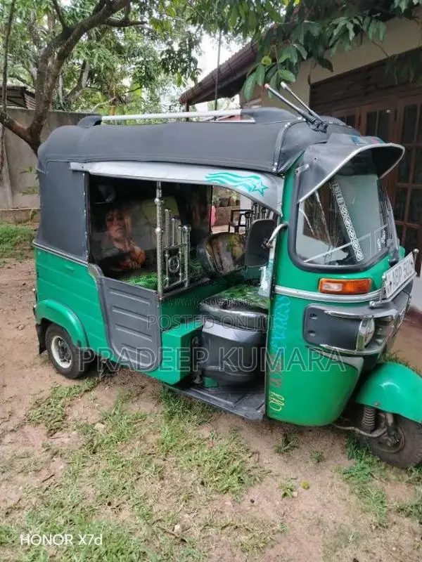 Bajaj Re 2017 Three Wheel (Used)