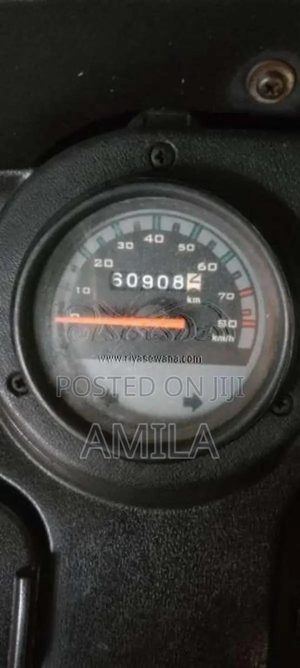 Bajaj 4 Stroke 2014 Three Wheel (Used)