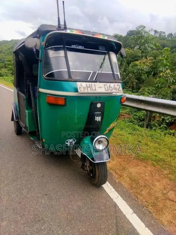 Bajaj RE 2004 Three Wheel (Used)