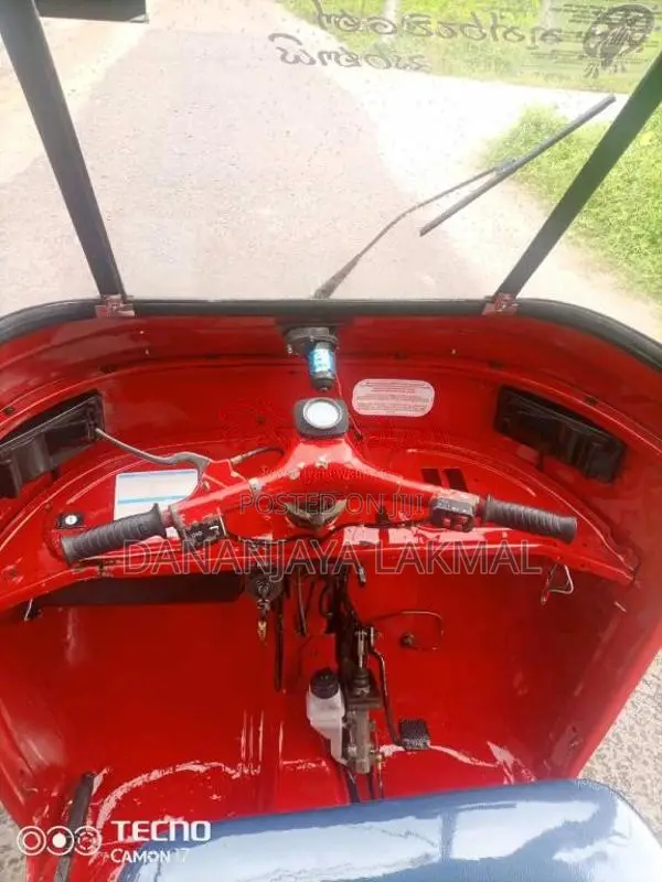Bajaj 2 stroke 2004 Three Wheel (Used)