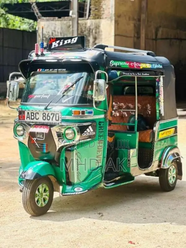 Bajaj RE 2015 Three Wheel (Used)