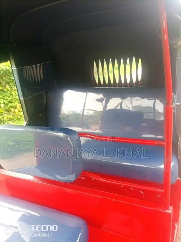 Bajaj 2 stroke 2004 Three Wheel (Used)