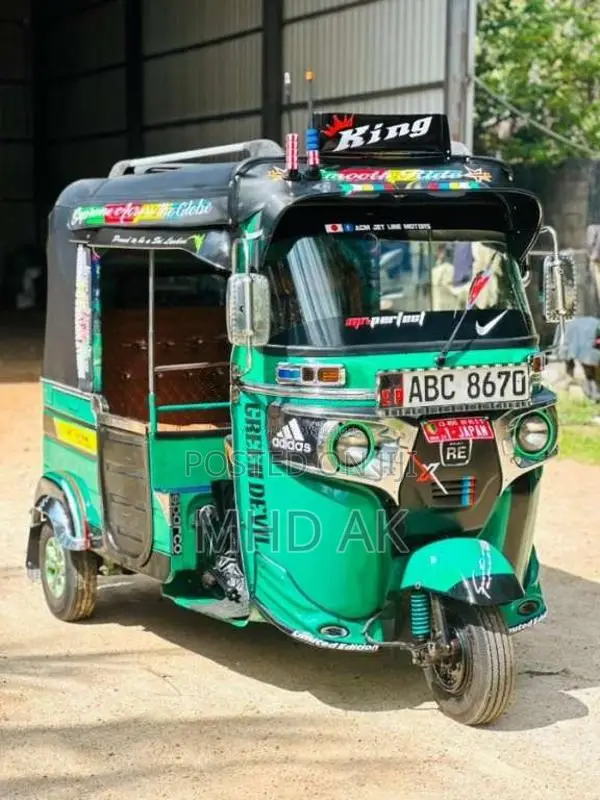 Bajaj RE 2015 Three Wheel (Used)