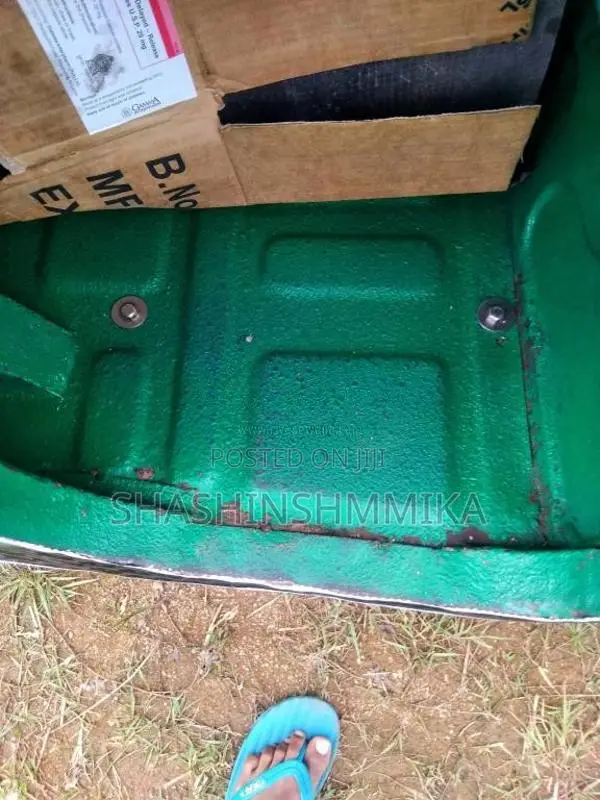 Bajaj RE 2004 Three Wheel (Used)