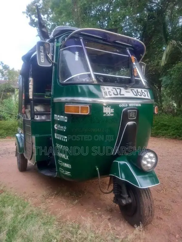 Bajaj RE 2 Stroke 2005 Three Wheel (Used)
