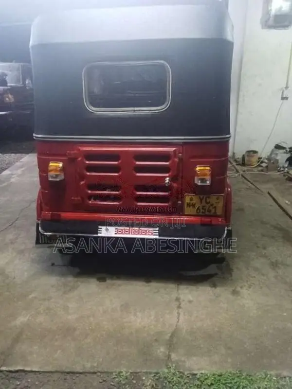 Bajaj 4 Stroke 2010 Three Wheel (Used)
