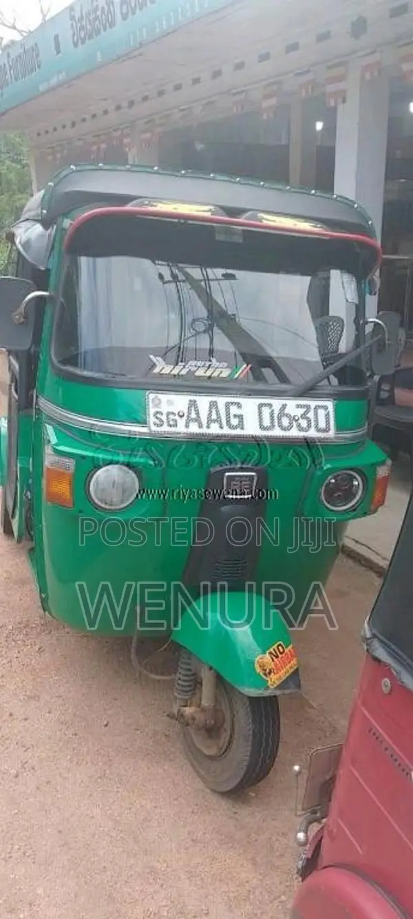 Bajaj RE 2013 Three Wheel (Used)