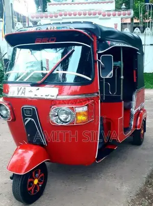Bajaj 4 Stroke 2010 Three Wheel (Used)