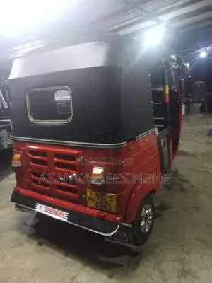 Bajaj 4 Stroke 2010 Three Wheel (Used)
