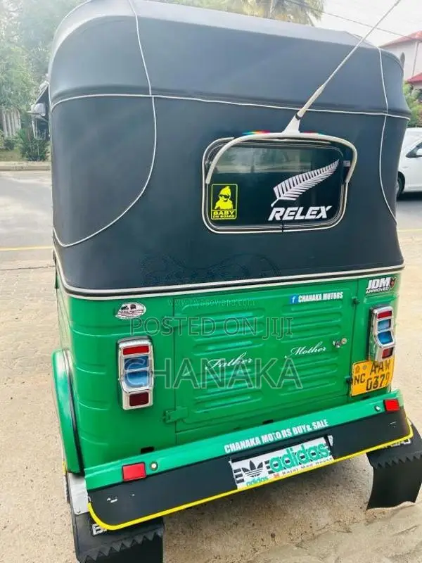 Bajaj 4 stroke 2014 Three Wheel (Used)