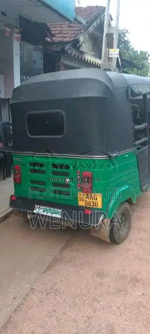 Bajaj RE 2013 Three Wheel (Used)
