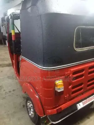 Bajaj 4 Stroke 2010 Three Wheel (Used)