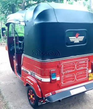 Bajaj 4 Stroke 2010 Three Wheel (Used)