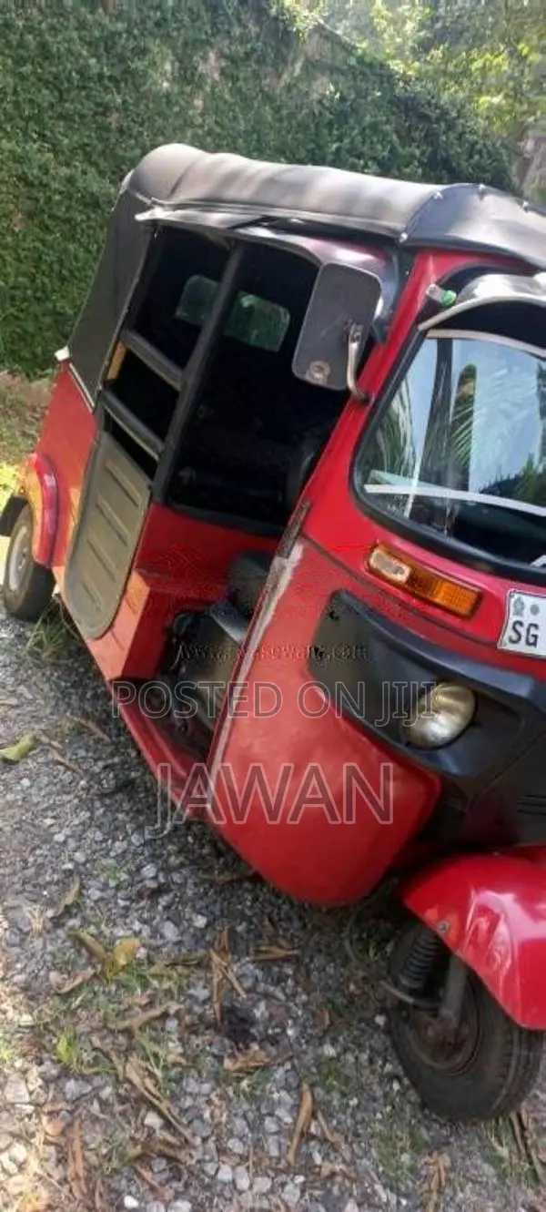 Bajaj RE 2017 Three Wheel (Used)