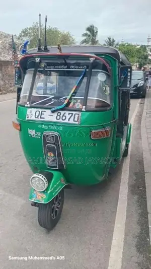 Bajaj 2 Stroke 2006 Three Wheel (Used)