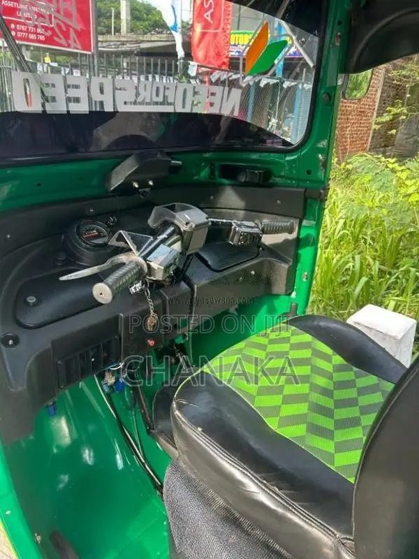 Bajaj 4 Stroke 2017 Three Wheel (Used)