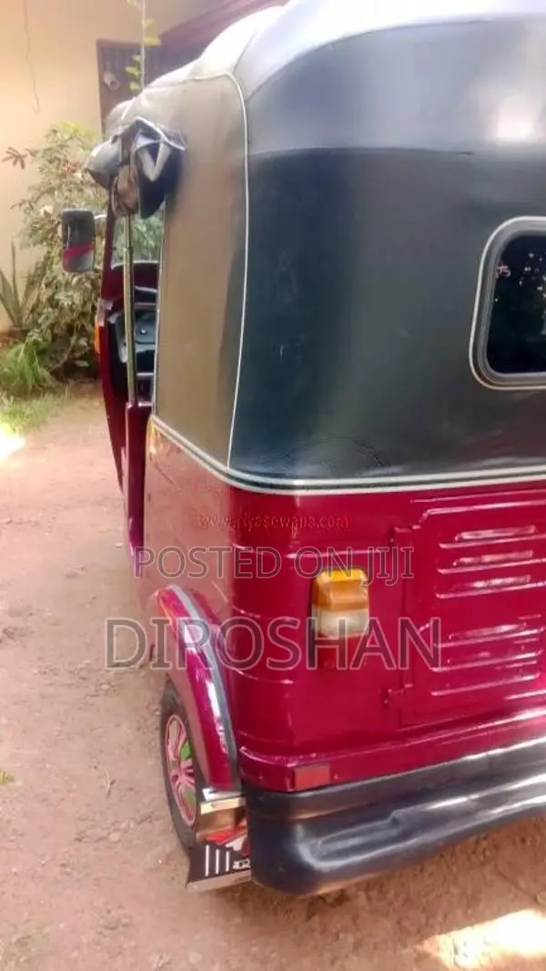 Bajaj RE 2010 Three Wheel (Used)