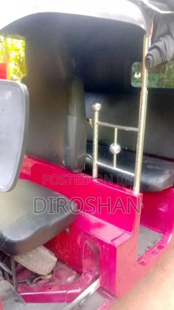 Bajaj RE 2010 Three Wheel (Used)