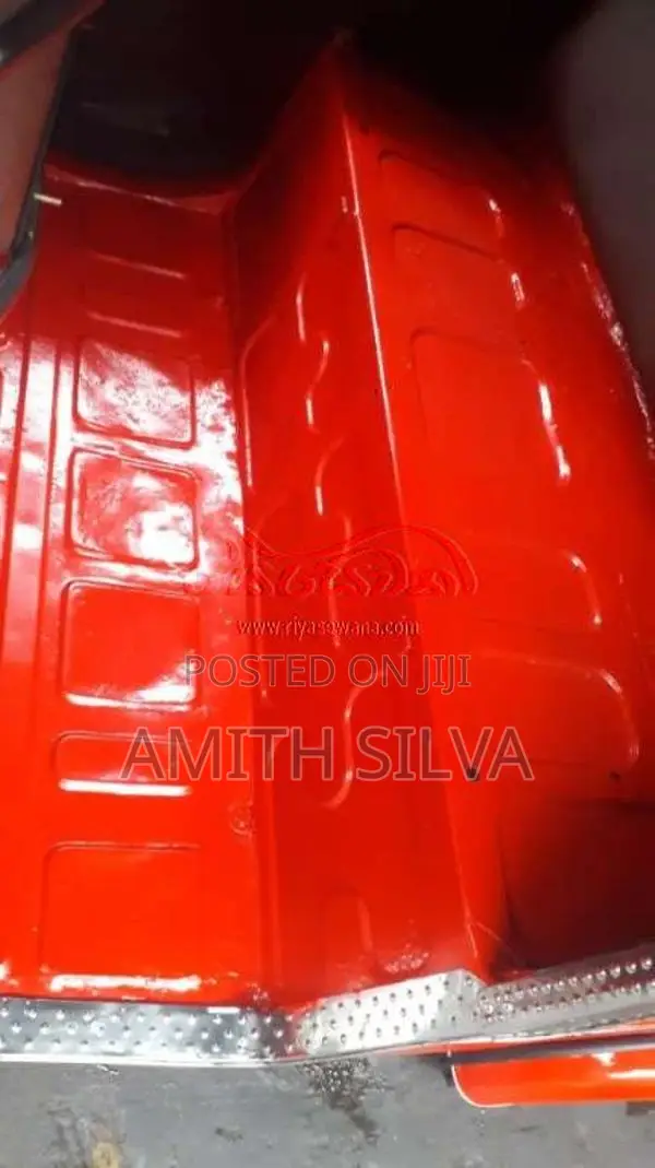 Bajaj 4 Stroke 2010 Three Wheel (Used)