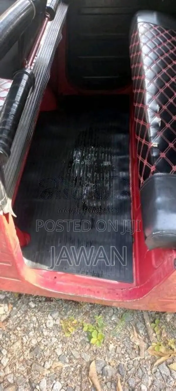 Bajaj RE 2017 Three Wheel (Used)