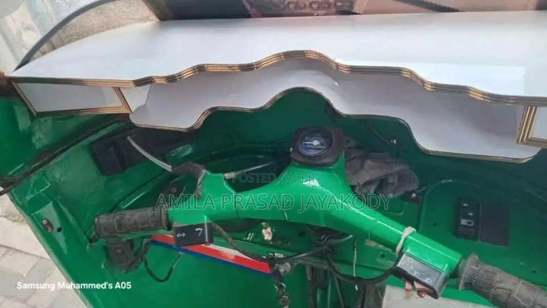 Bajaj 2 Stroke 2006 Three Wheel (Used)