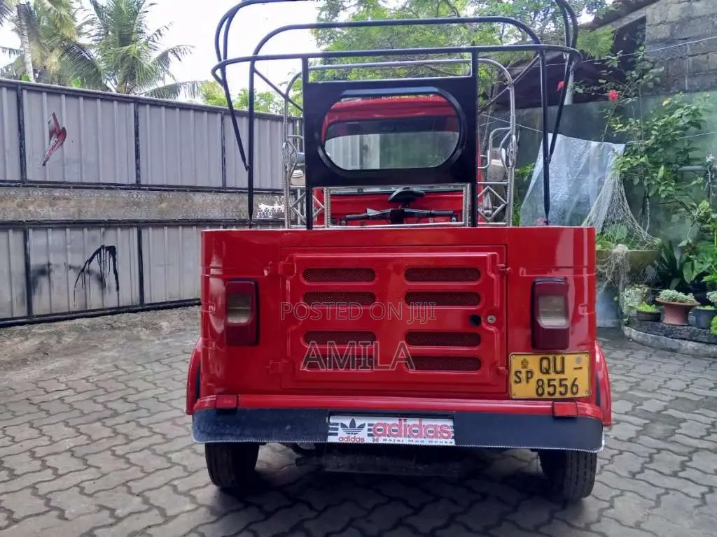 Bajaj 4 stroke 2009 Three Wheel (Used)