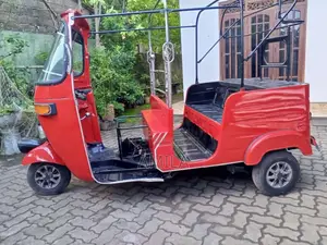 Bajaj 4 stroke 2009 Three Wheel (Used)