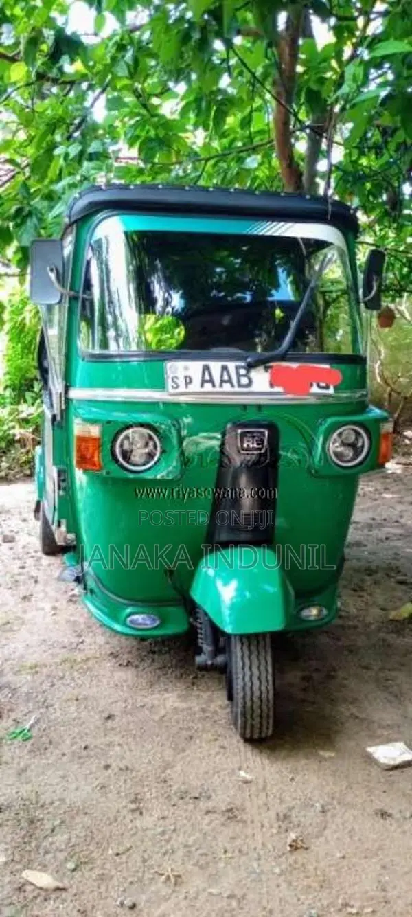 Bajaj 4 Stroke 2012 Three Wheel (Used)