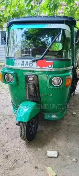 Bajaj 4 Stroke 2012 Three Wheel (Used)