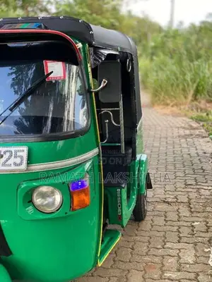 Bajaj 4 Stroke 2013 Three Wheel (Used)