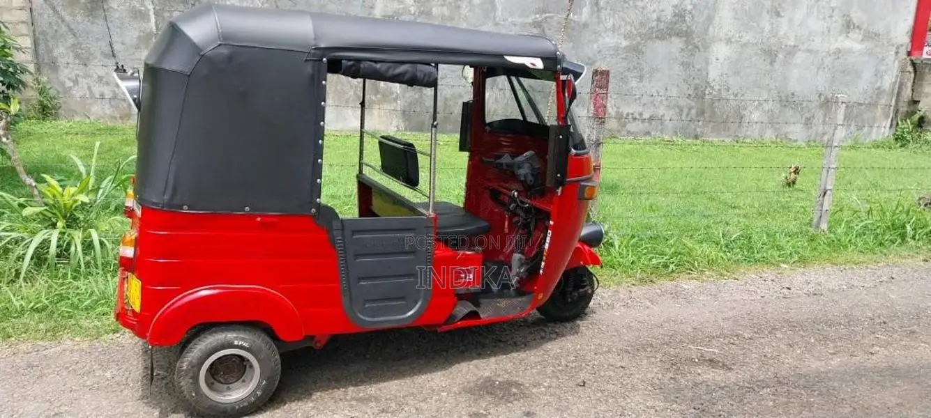 Bajaj RE 2009 Three Wheel (Used)