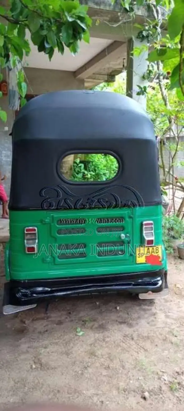 Bajaj 4 Stroke 2012 Three Wheel (Used)
