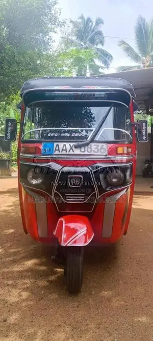 Bajaj RE 4 Stroke 2015 Three Wheel (Used)