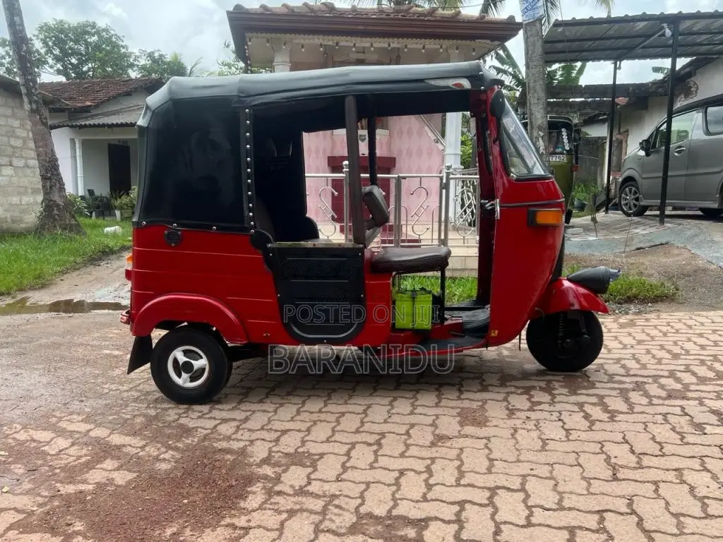 Bajaj 2 stroke 2006 Three Wheel (Used)