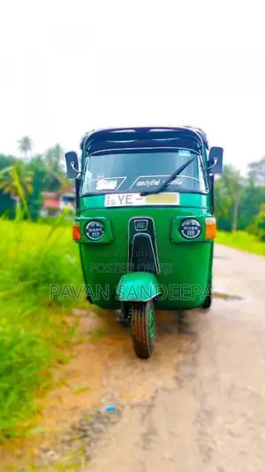 Bajaj RE 2010 Three Wheel (Used)
