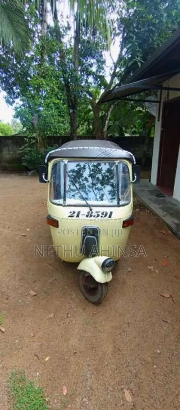 Bajaj 2 Stroke 1991 Three Wheel (Used)