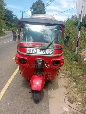 Bajaj RE 2011 Three Wheel (Used)